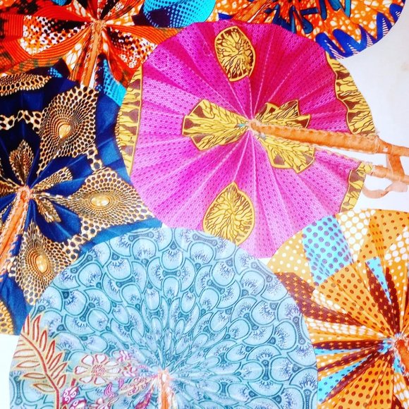 Ankara folded african fan - Picture 2 of 2